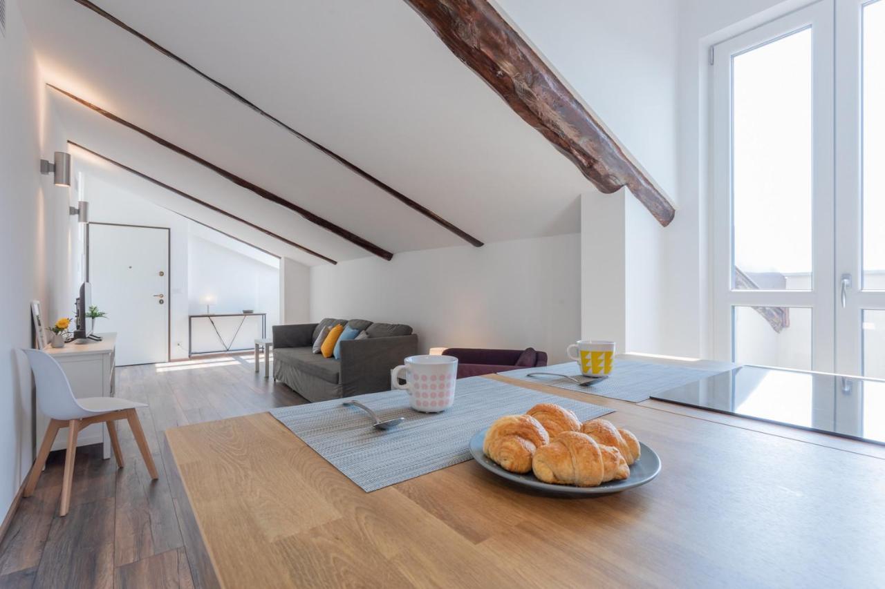 Ferienwohnung Mansarda Svizzera By Wonderful Italy Turin Exterior foto