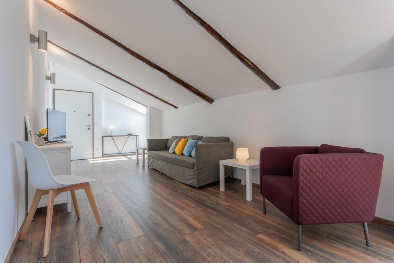 Ferienwohnung Mansarda Svizzera By Wonderful Italy Turin Exterior foto