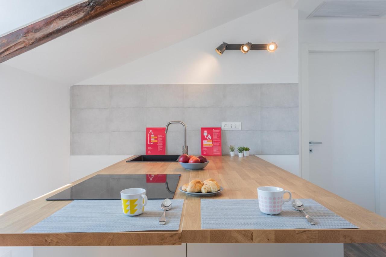 Ferienwohnung Mansarda Svizzera By Wonderful Italy Turin Exterior foto