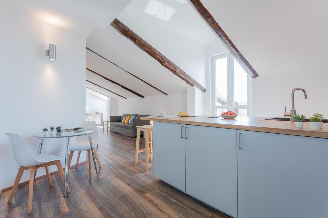 Ferienwohnung Mansarda Svizzera By Wonderful Italy Turin Exterior foto